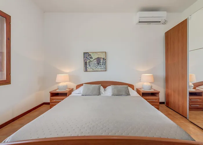 빌라 Bobica Split *